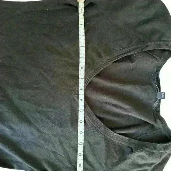 Jacob  V-Neck Sweater - Picture 5 of 6